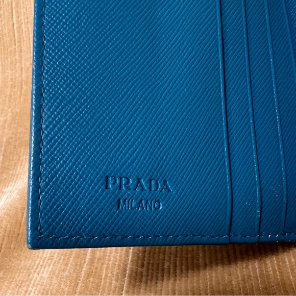 PRADA AUTHENTICATED VINTAGE NYLON & LEATHER BIFOLD WALLET. UGC. - Picture 8 of 15